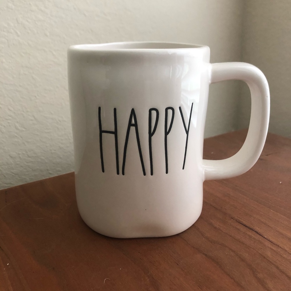 Rae Dunn Happy mug